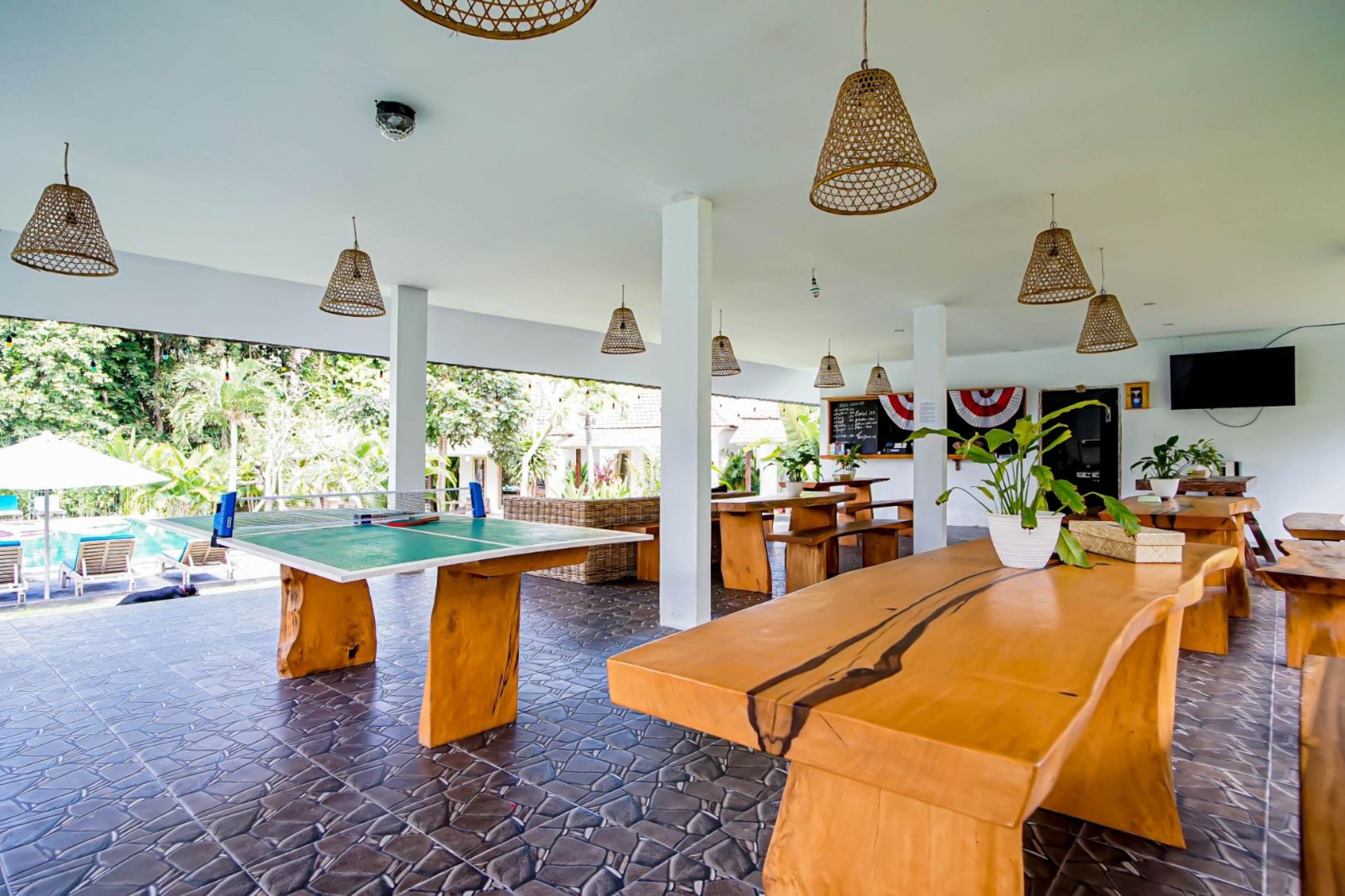 Agung Wiwin Homestay & Restaurant Mengwi Екстер'єр фото