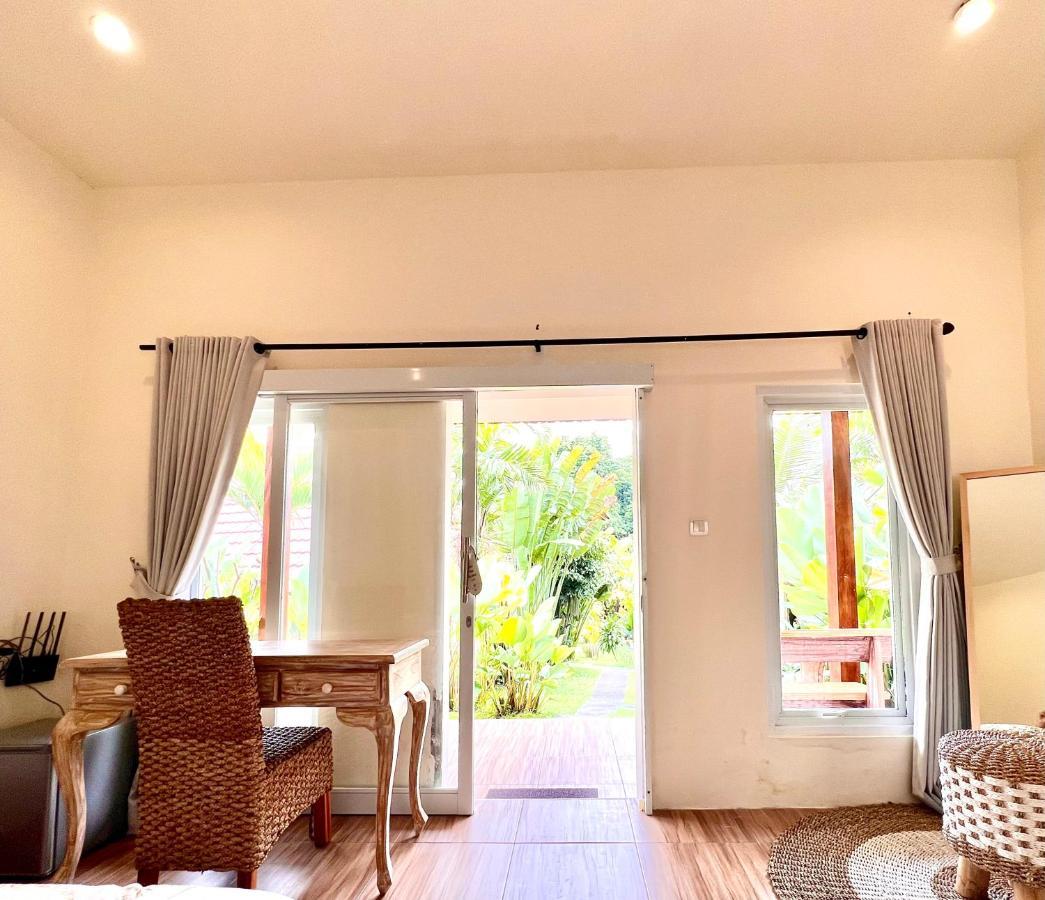 Agung Wiwin Homestay & Restaurant Mengwi Екстер'єр фото