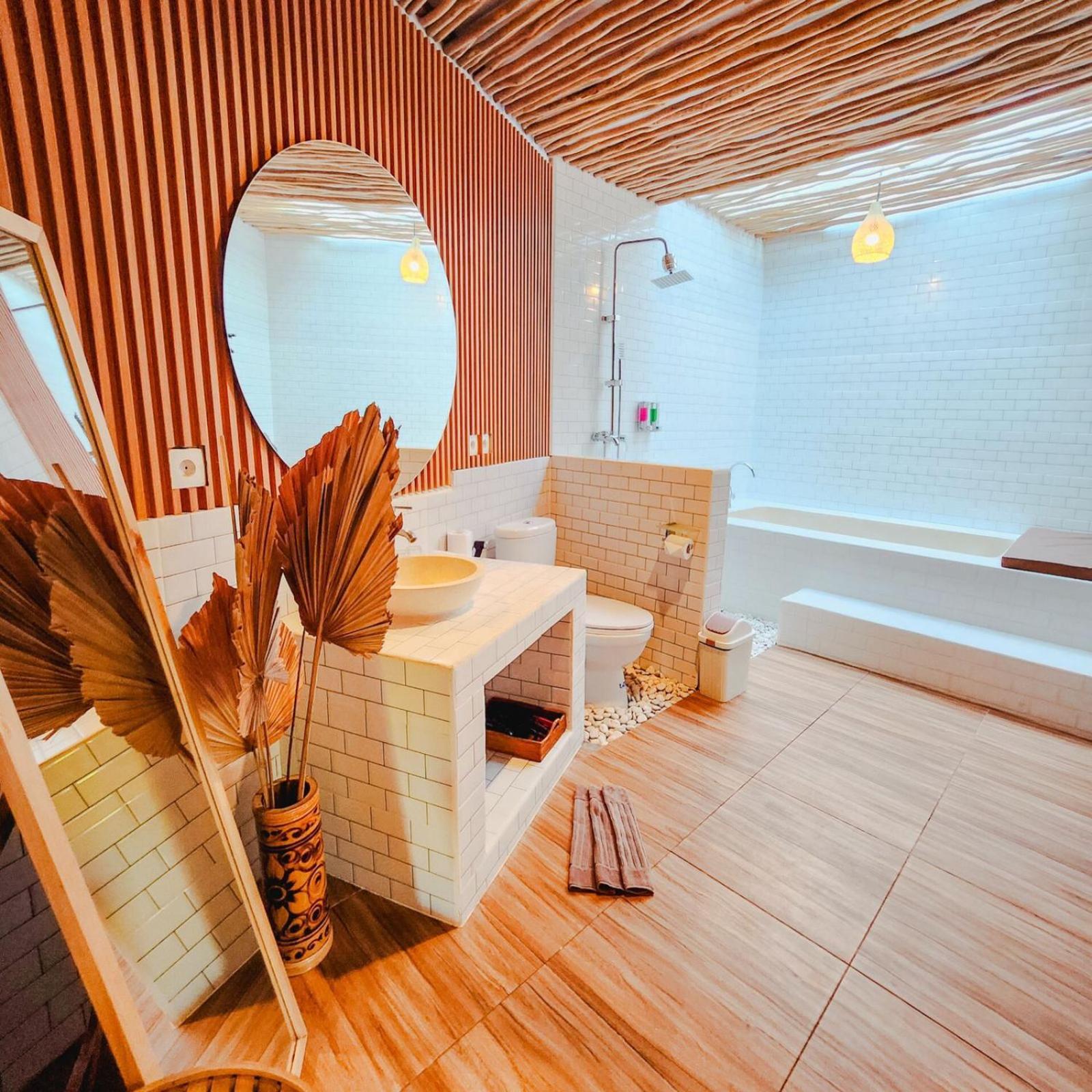 Agung Wiwin Homestay & Restaurant Mengwi Екстер'єр фото